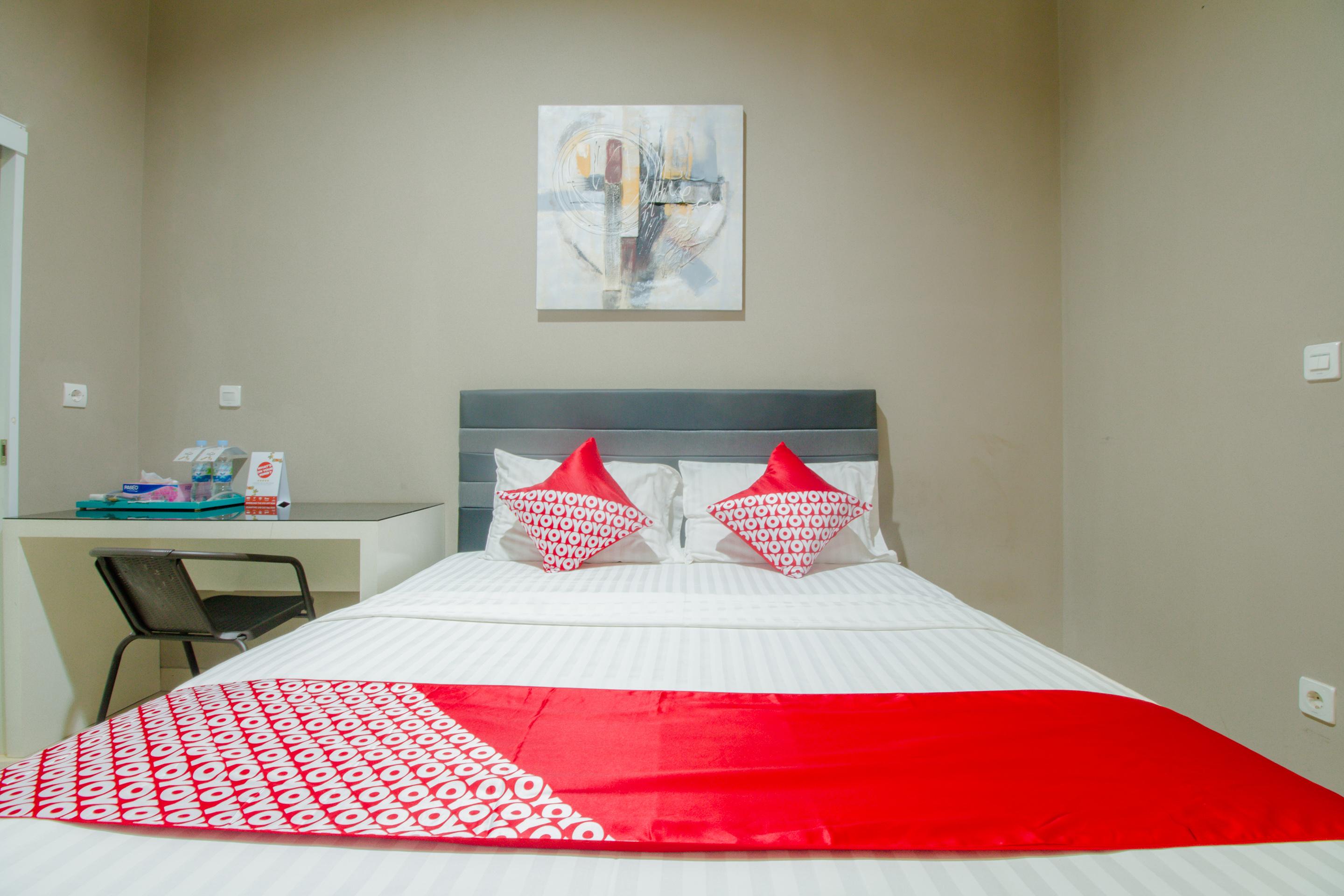 Oyo 871 Aira Costel Hotel Cianjur Luaran gambar