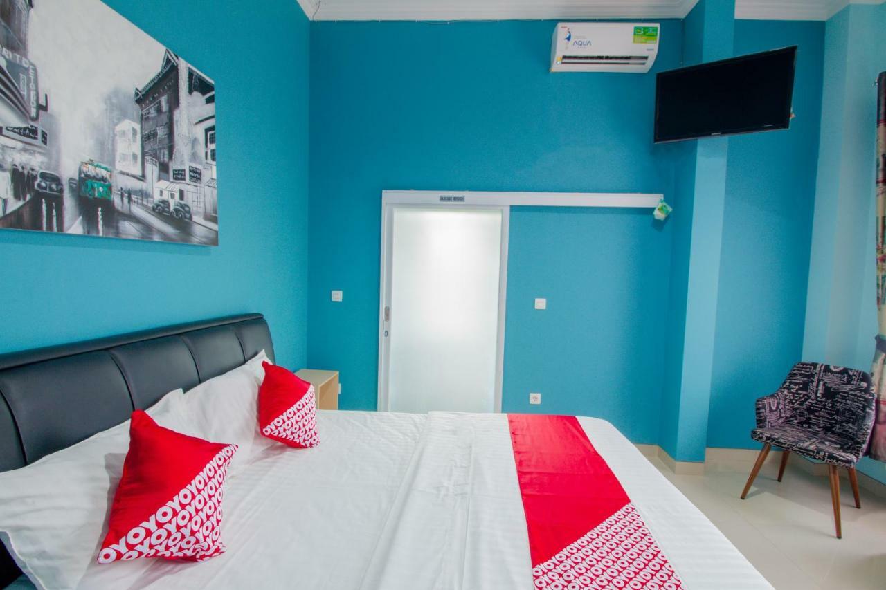 Oyo 871 Aira Costel Hotel Cianjur Luaran gambar